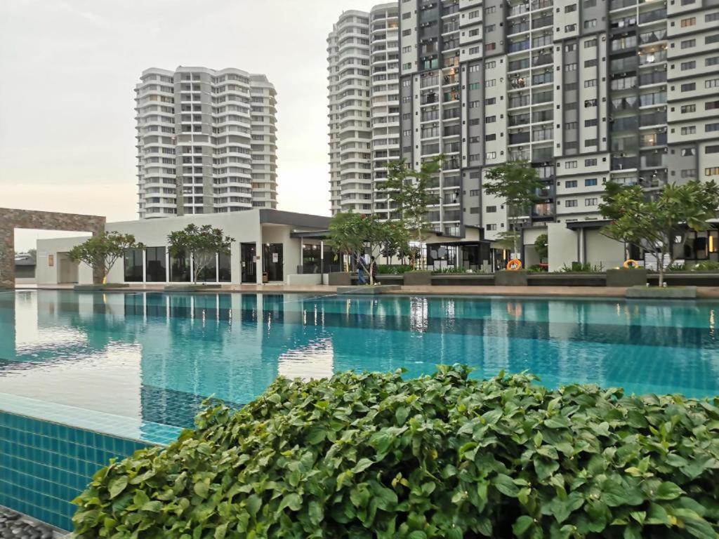 Hani Homestay Wifi Netflix Secure Parking Klia Usim Inti Aeon Mall ニライ エクステリア 写真