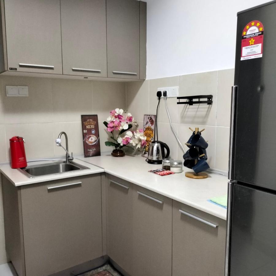 Hani Homestay Wifi Netflix Secure Parking Klia Usim Inti Aeon Mall ニライ エクステリア 写真