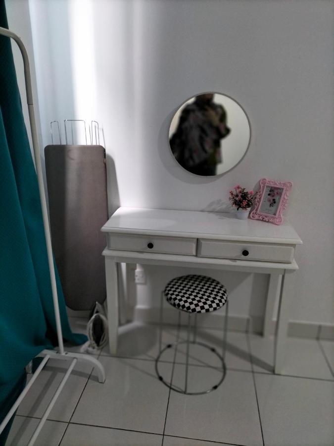 Hani Homestay Wifi Netflix Secure Parking Klia Usim Inti Aeon Mall ニライ エクステリア 写真